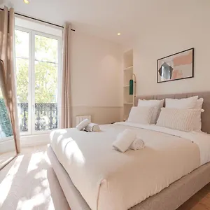 Appartement Mbm - Luxury Center, Parijs