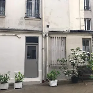  Apartment -